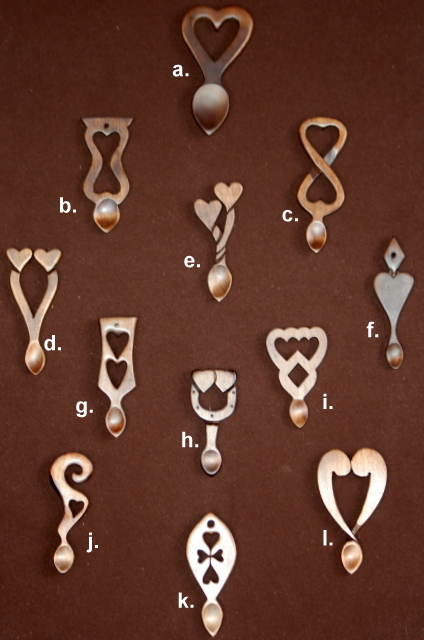 Welsh Love Spoons x 500 Mini Wooden Love Spoons wedding Favours card making 